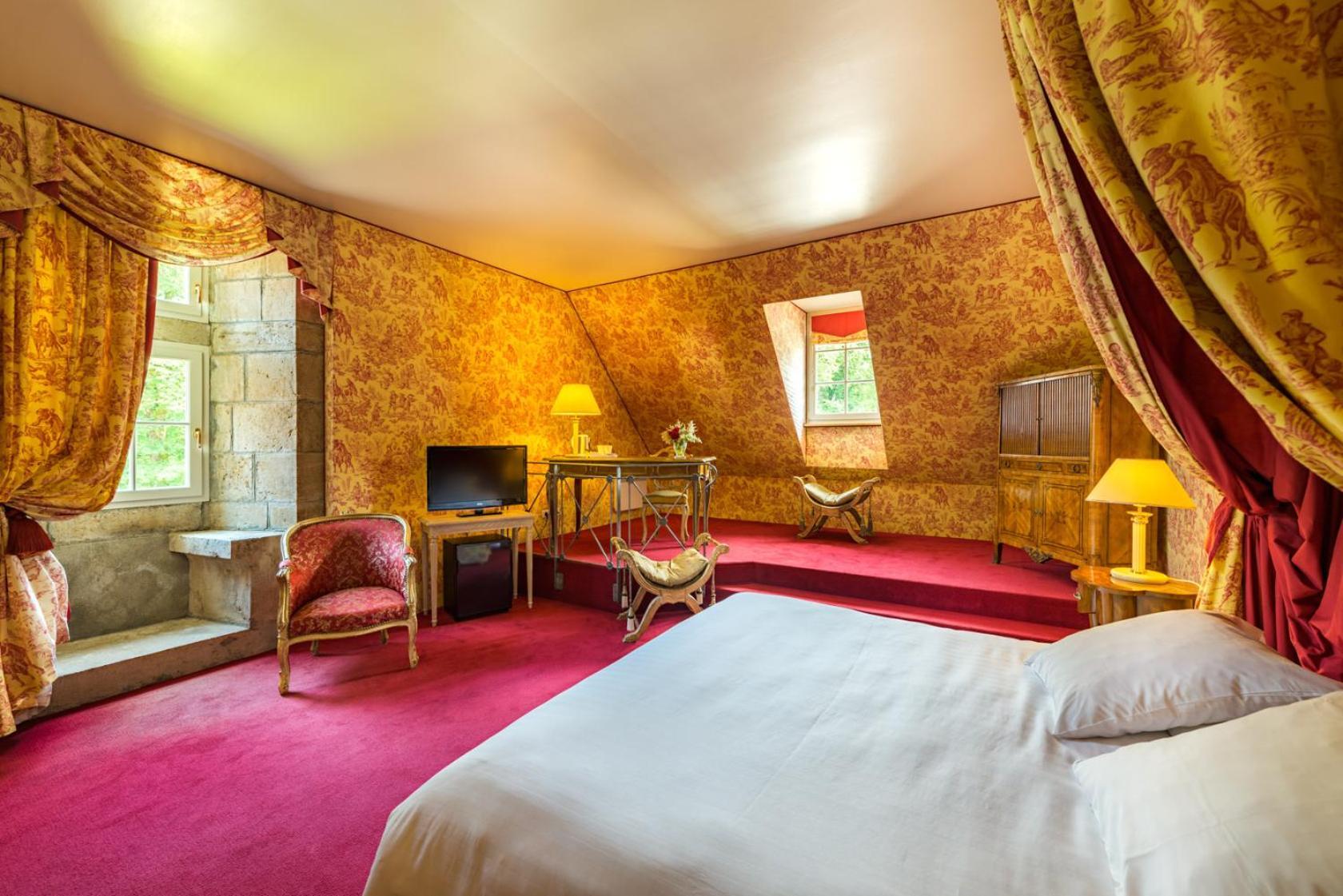 Chateau De Bournel Cubry Luaran gambar
